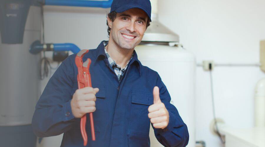 Expert burst pipe repair services in Lytle, TX